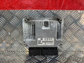 ŘÍDICÍ JEDNOTKA MOTORU 03G906021AB