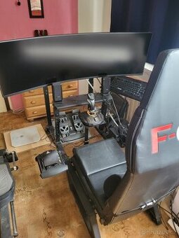 Herní kokpit + širokoúhlý monitor