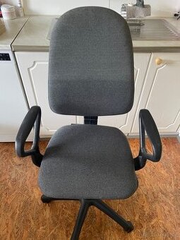 Kolečková kancelářská židle