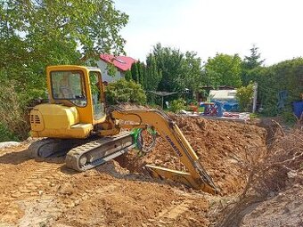 Plošiny, jeřáby, bagry