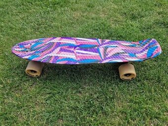 Divci pennyboard Worker