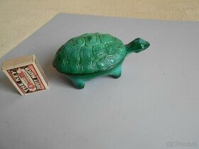 Stará šperkovnička želva, sklo JADE - 1