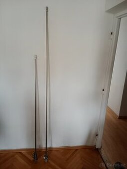 Kovové nerezové garnýže