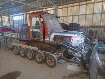 Ratrac Hydro Turbo 250 - sněžná rolba