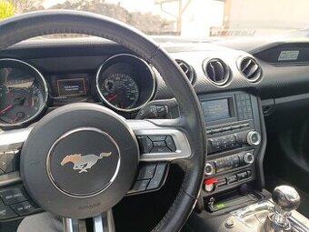 FORD MUSTANG 3.7 V6 224 KW