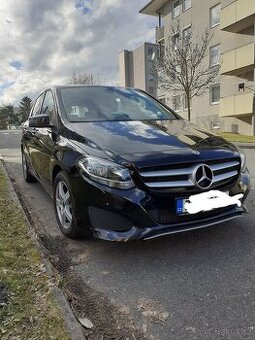 Prodám Mercedes Benz 180 B