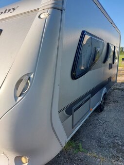 Prodám karavan Hobby 495 ufe,r.v.2010 + mover + předstan.
