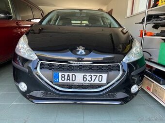 Peugeot 208, PureTech 1,2 edice STYLE - bezvadný stav