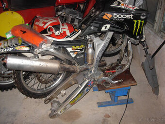 Yamaha yz250f - 1