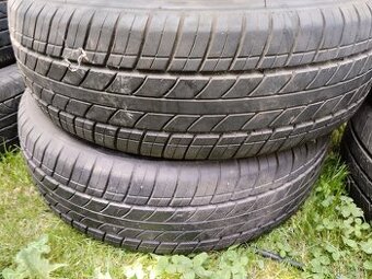 Letní pneu Barum 185/60r15