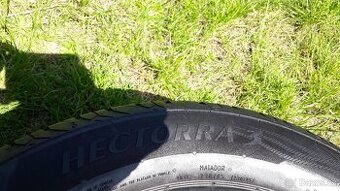 Pneu 215/55/16 Matador