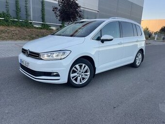 VW Touran 2.0 TDI, Highline, najeto 78 000 km, původ ČR