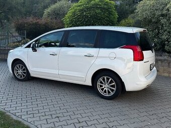 Peugeot 5008 1,6 HDI (84 KW) 10.2013. 210800 km,