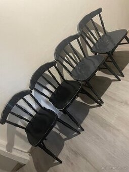 4x dřevěná židle