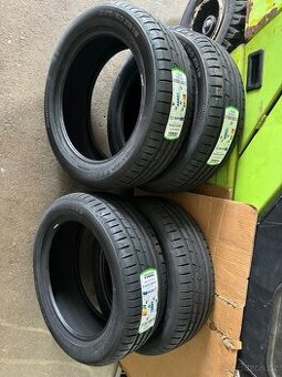 225/50R18
