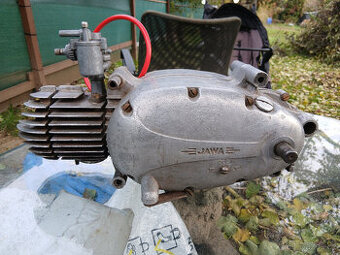 Jawetta 50/551 Standard,Sport,Speciál motor po výbrusu válce