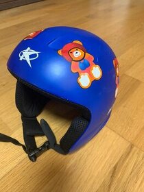 Chlapecká lyžařská přilba