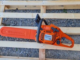 Husqvarna 440 motorova pila zaruka