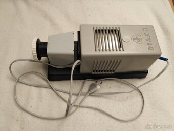 Retro promítačka Diax 3