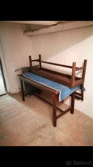 Stůl a lavice