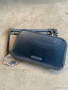 DAF XF 106 - Kompletní elektrické střešní okno