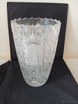 Křišťálová váza