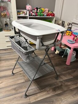 Skládací dětská vanička se stojanem