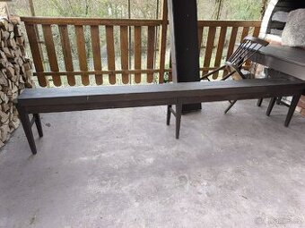 Stará dlouhá lavice