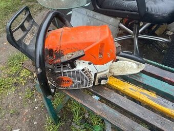 Motorová pila stihl