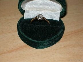 Starožitná souprava prsten a náušnice s brilianty