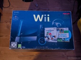 Nintendo Wii v originálním balení + Mario Kart + 3 ovladače