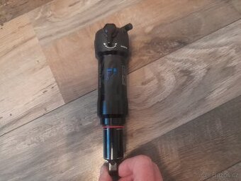 Tlumič RockShox Deluxe + RC. - 1