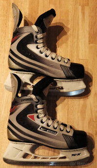 Brusle Bauer Vapor - 39 EU (24,7 cm; Bauer 5,5)