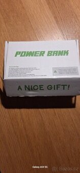 Powerbanka 20 000 mAh.