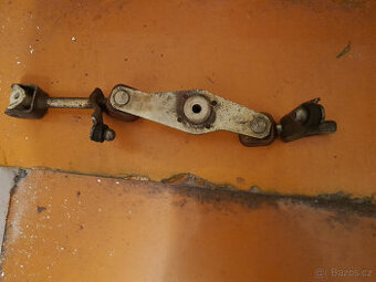 Renault 4-5,nové táhla řazení