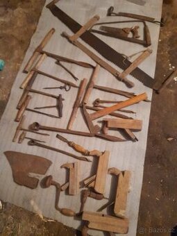 Staré nářadí na dřevo