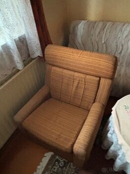 Retro křesla a kabůrek