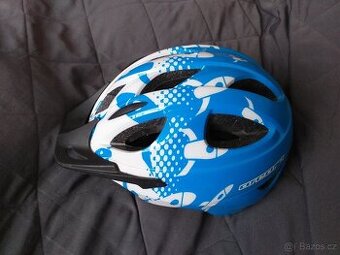 Modrá dětská přilba na kolo