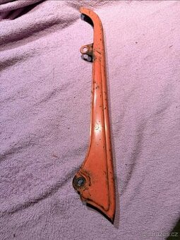 Moped Stadion S22 kryt řetězu losos