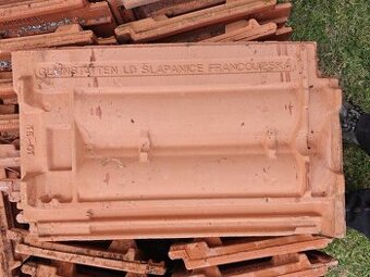 střešní tašky Francouzská 14, Tondach