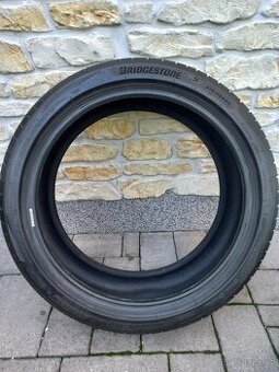 Nové pneu Bridgestone Turanza 5 Enliten letní 215 45 20