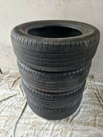 225/60 R18 100H letní Dunlop