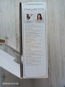 Rotační vysoušeč vlasů Rowenta brush activ CF 9000.