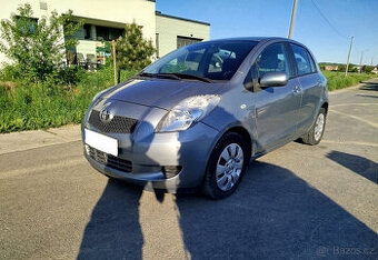 Toyota Yaris, 1.0i, klimatizace, nová STK 4/2027