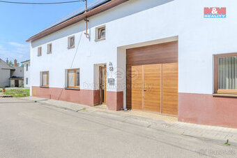 Prodej rodinného domu, 260 m², Uhřice - 1