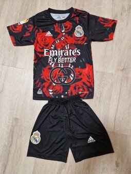 Dětský fotbalový dres Benzema