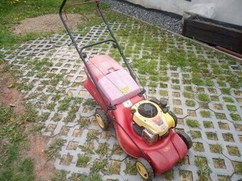 Sekačka motorová Volf Garten