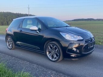 Citroen DS3 1.6HDI Limit edition 2013,Navi,výhřev sed,2xkola