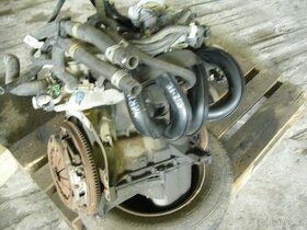 TOYOTA YARIS I 1,0 50kw 2004