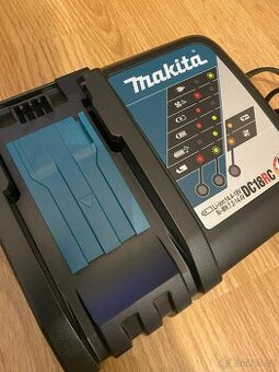 Nabíječka DC18RC